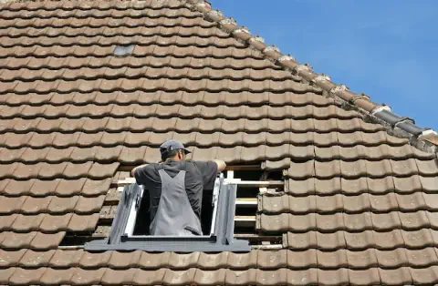 Pose de velux - Saint-Denis-du-Payré